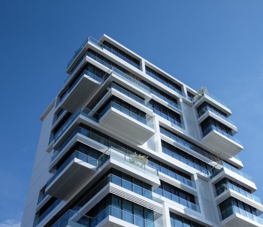 Gdzie inwestować pieniądze – Forex i nieruchomości