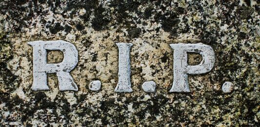 Czym różni się PR od reklamy? Czym różni się PR od reklamy?