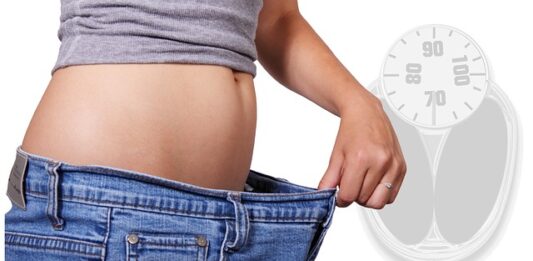 Co trzeba jeść żeby schudnąć z brzucha?