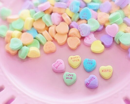 Do czego prowadzi brak rozmowy w związku?